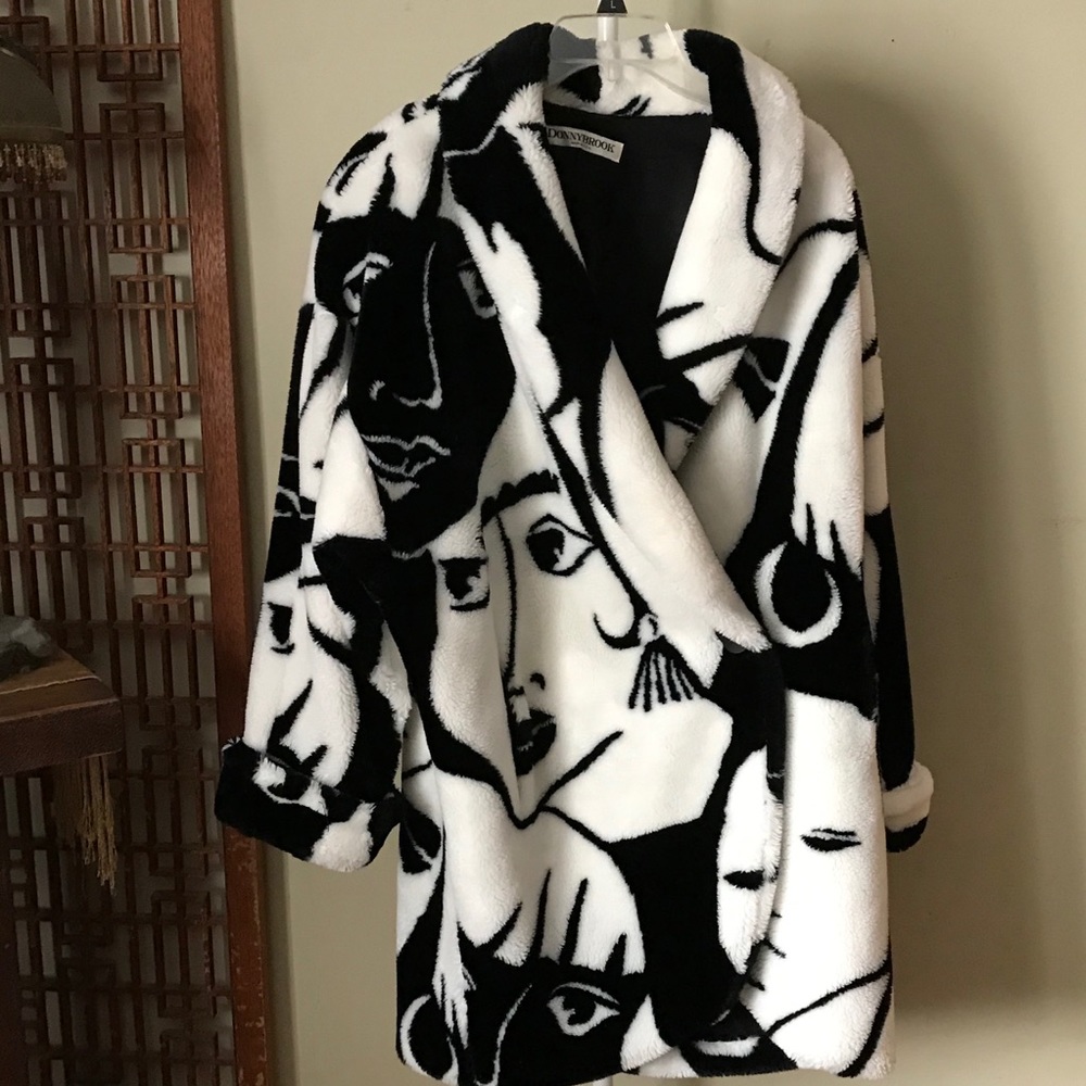 Donnybrook Faces Vintage Pop Art Plush Jacket Coat